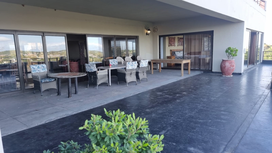 6 Bedroom Property for Sale in Merryhill Eastern Cape